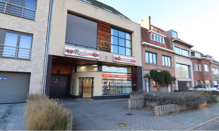 Brugge - TE KOOP - Kantoorruimtes + GARAGE op commerciële ligging - Ref. 04/46604