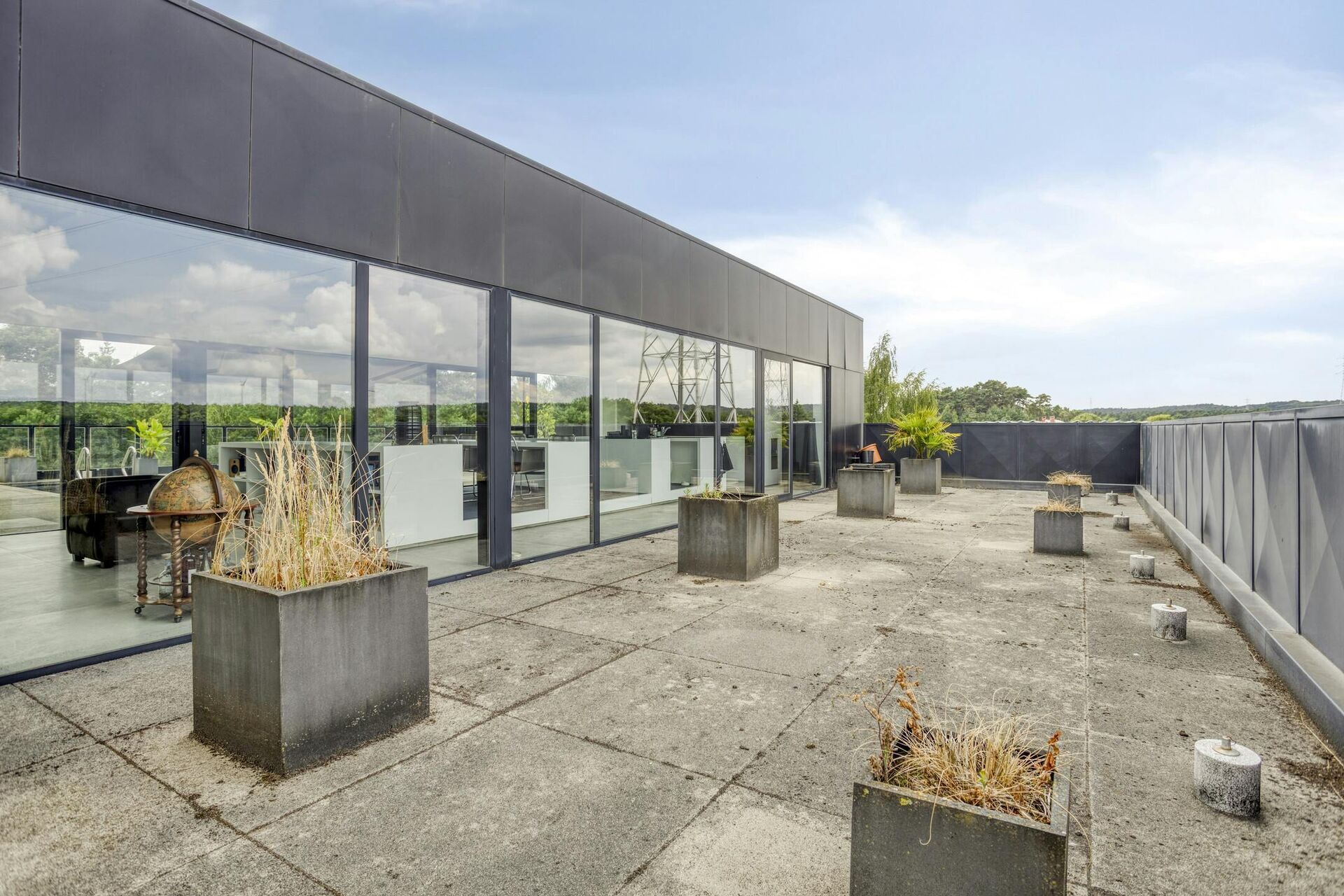 Image2849163 2025 10 20 071401 ztlc