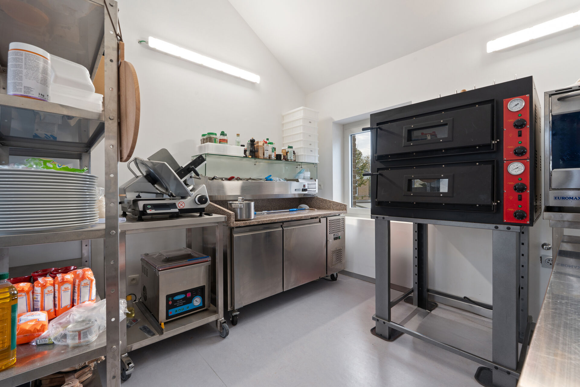 20251029 LW Nieuwpoortse Steenweg 2 A 8470 Gistel 14 2025 11 12 083559 exza