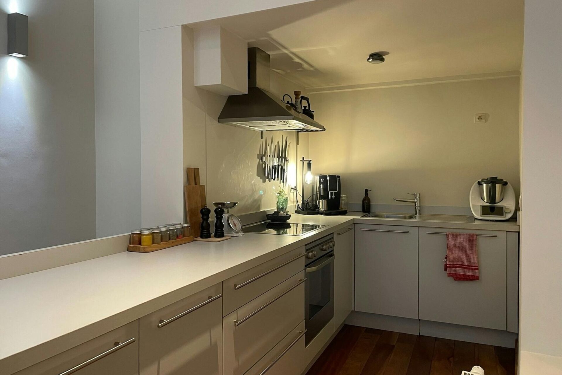 Https dewaele iam property pictures imgix net 70558444 9301 4435 bda3 d5c673f74a73 image2956057