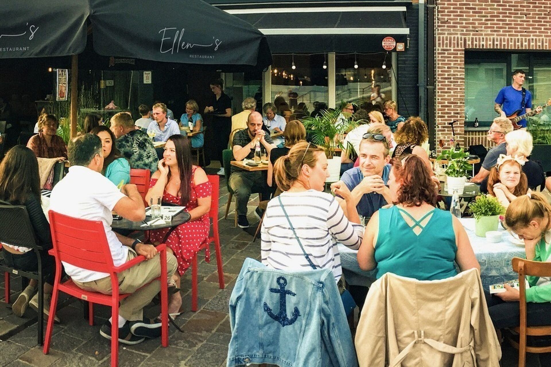 554495365 1361825779279987 1048349361536833986 n 2025 11 12 115906 hlpy 2025 11 12 120050 dhje