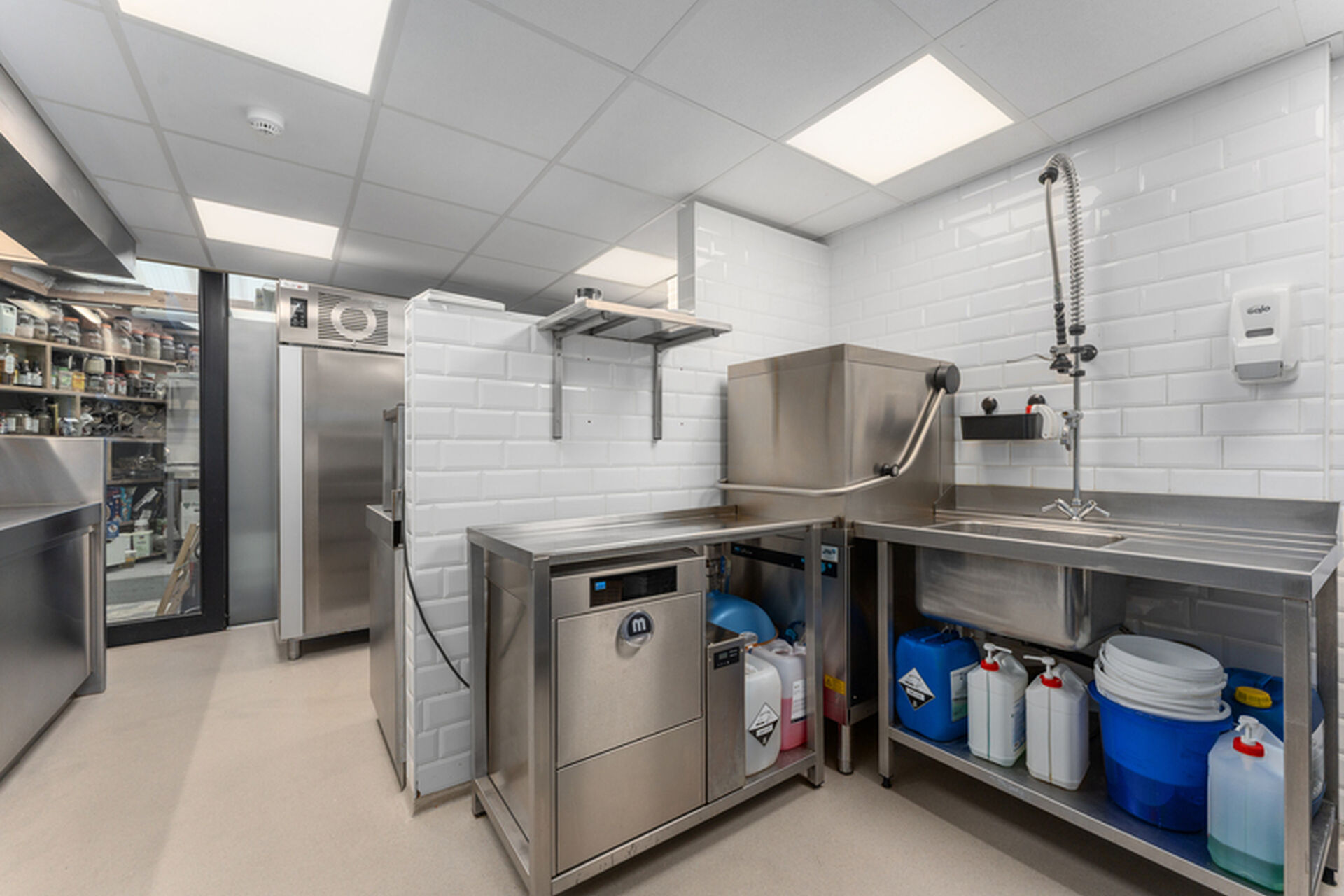 20251105 MB Oostendelaan 1 8670 Sint Idesbald Koksijde 10 2025 11 14 131805 jhgq