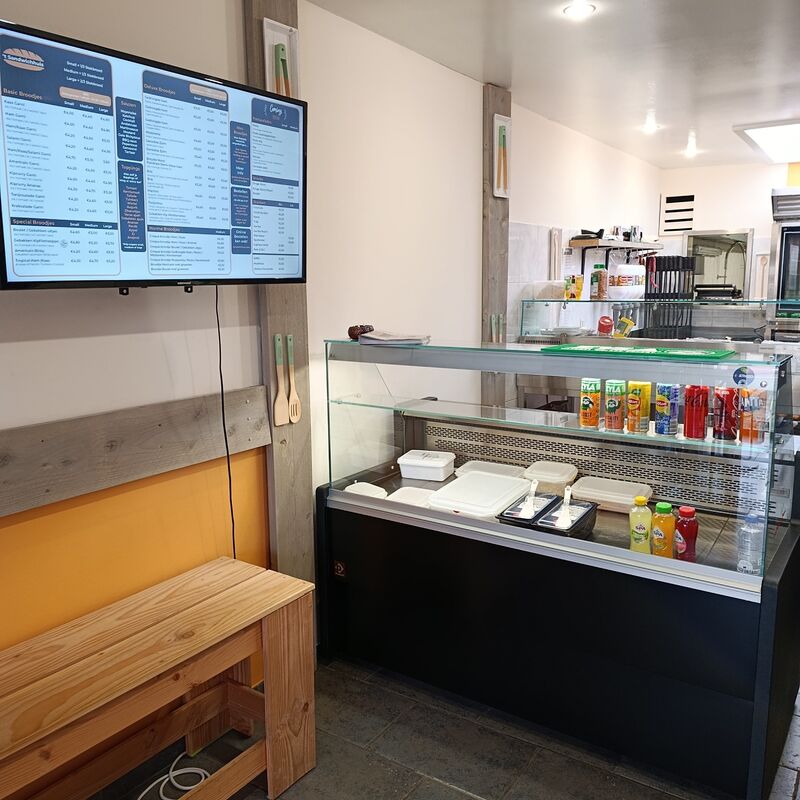 Broodjeszaak foto 10 2025 11 19 162705 bsze 2025 11 19 164154 tbld 2025 11 19 164358 ggyq 2025 11 20 074219 qhcd