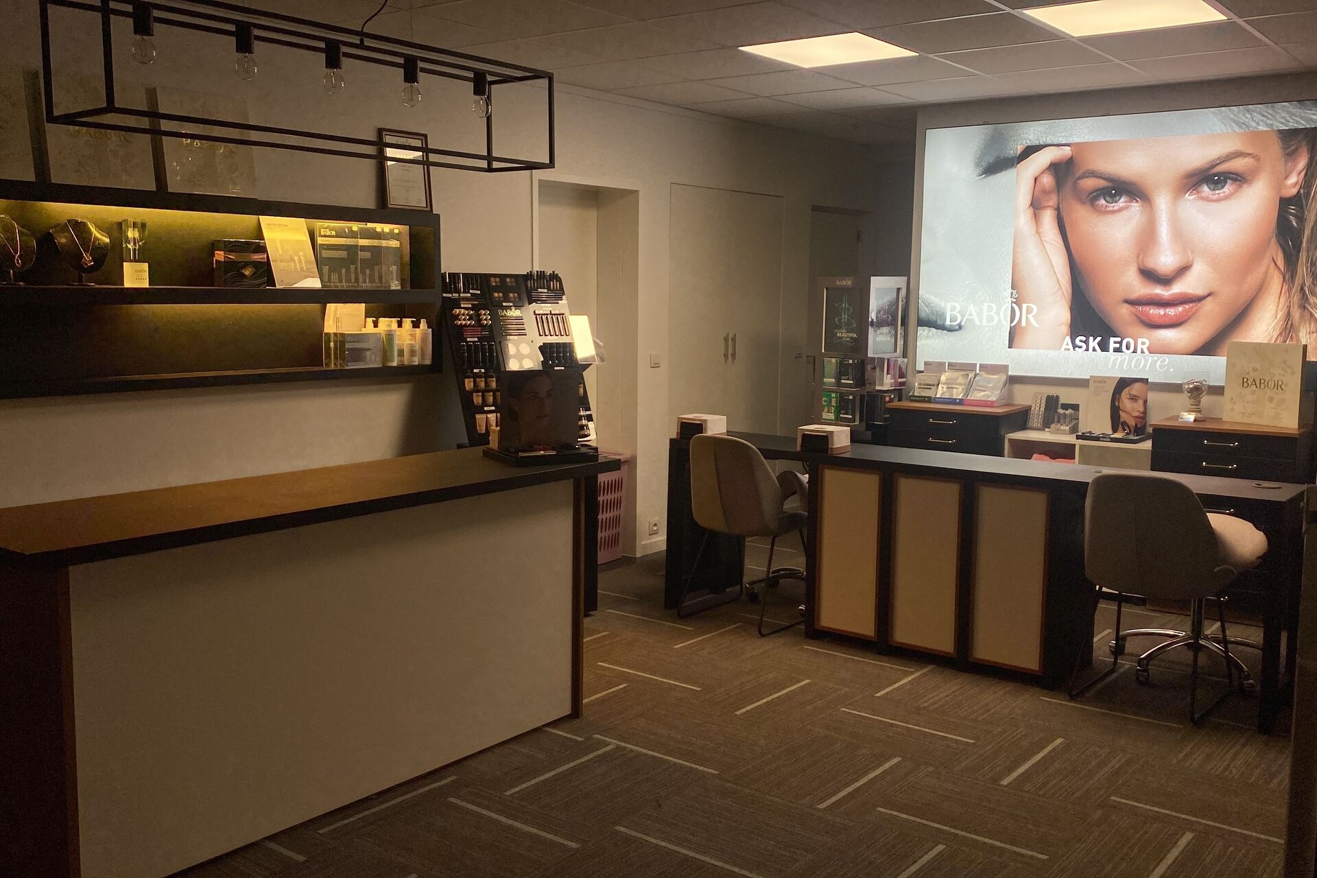 10 C783 F0 17 C8 43 D9 B5 A5 B2 A79 B512 B2 F 2025 11 20 131826 ejtn