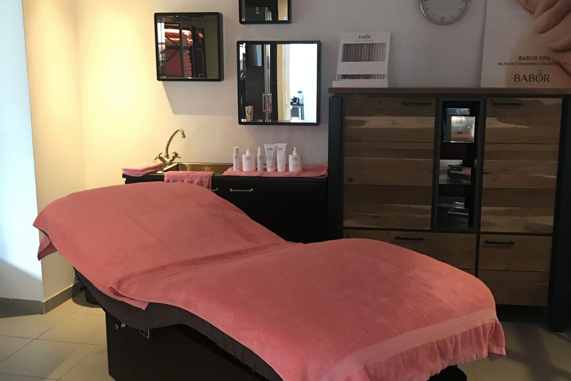 Cabine gelaatsverzorging 2025 11 20 131827 ehoa