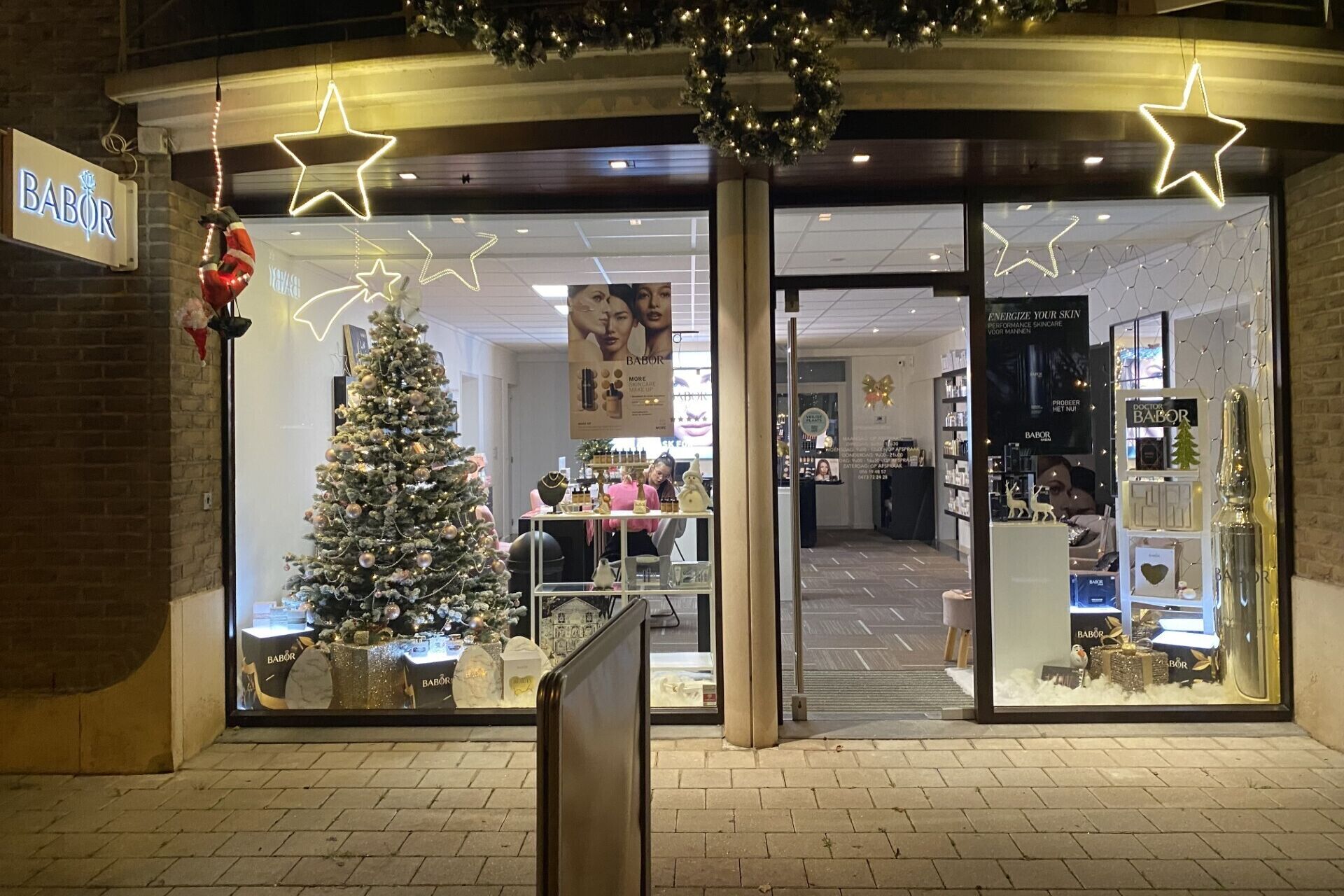 Gevel met kerst 2025 11 20 131827 gfqk