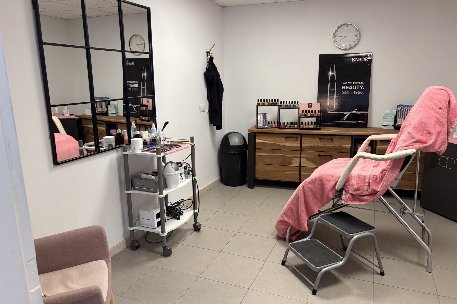 Grote cabine 2025 02 2025 11 20 131827 gjjc