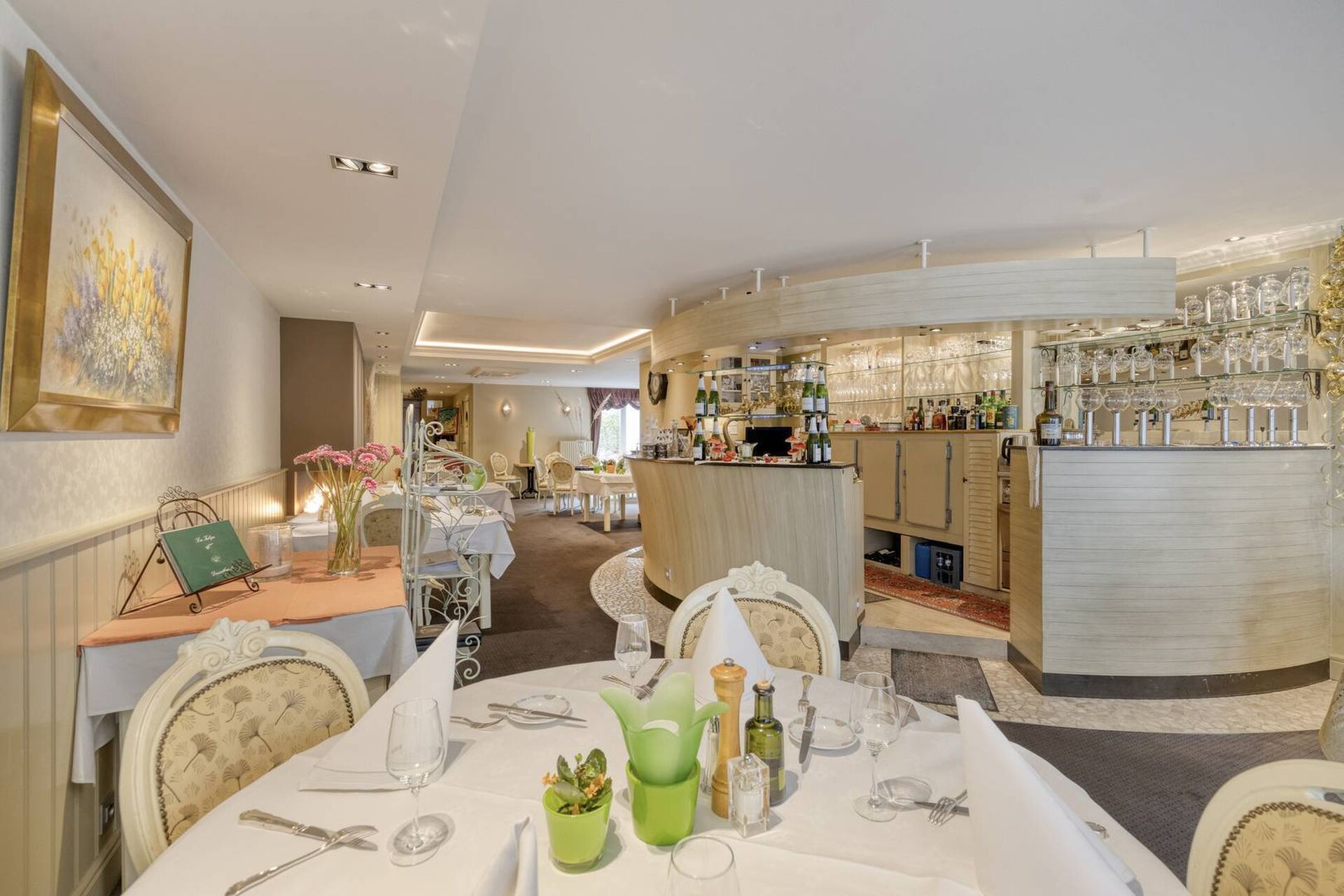 3 2025 12 03 112914 kztl 2025 12 03 112937 izls