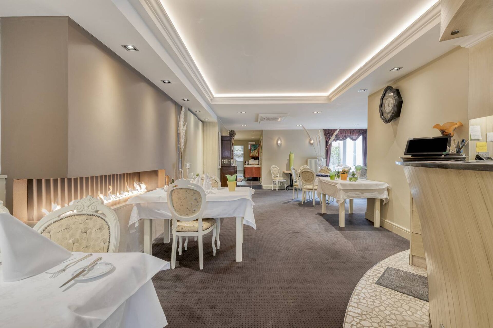 5 2025 12 03 112914 hjac 2025 12 03 112937 iutc