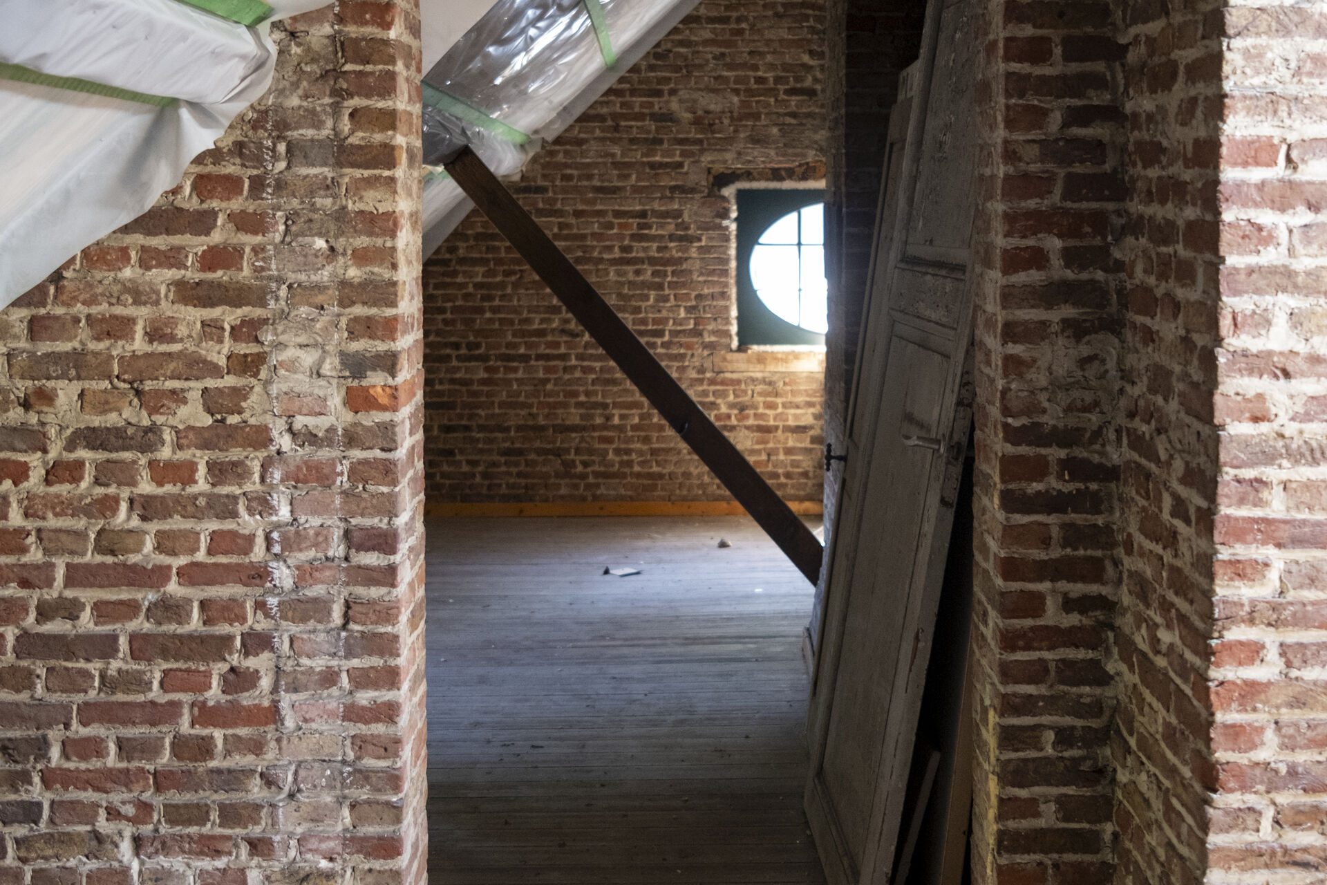 Foto 8 Jachtpaviljoen interieur 1 beeld Teherbestemmen be