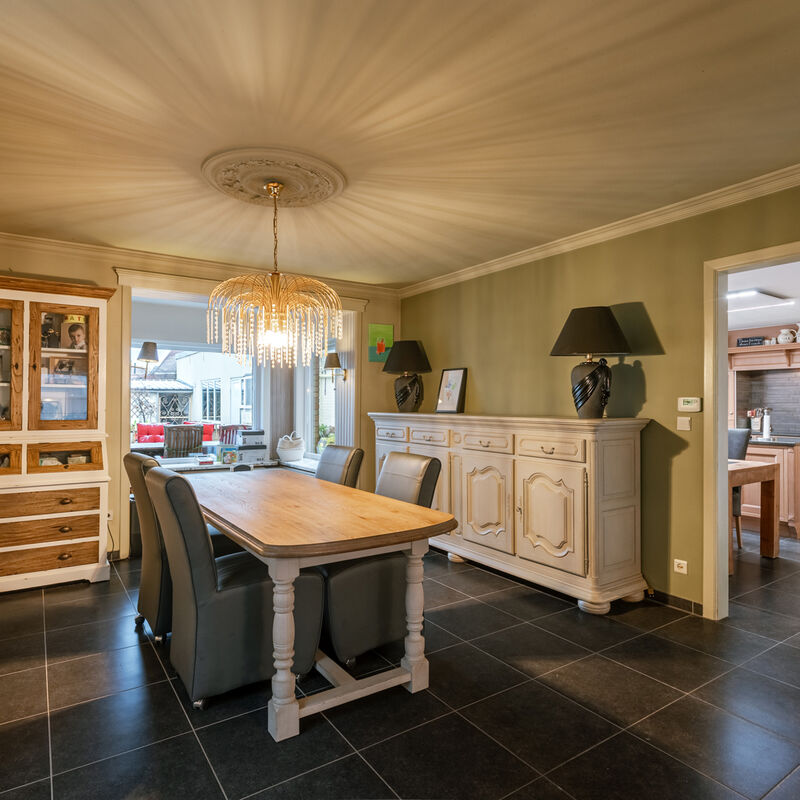 7815a315fdf64afeb2a232e6e5c6c0d8 2025 12 11 101907 knzt