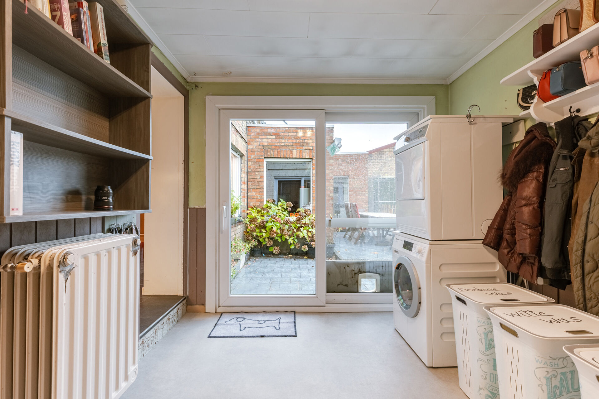 08e00051e1744fd9881de3a8b8d67d2f 2025 12 11 101907 axkw