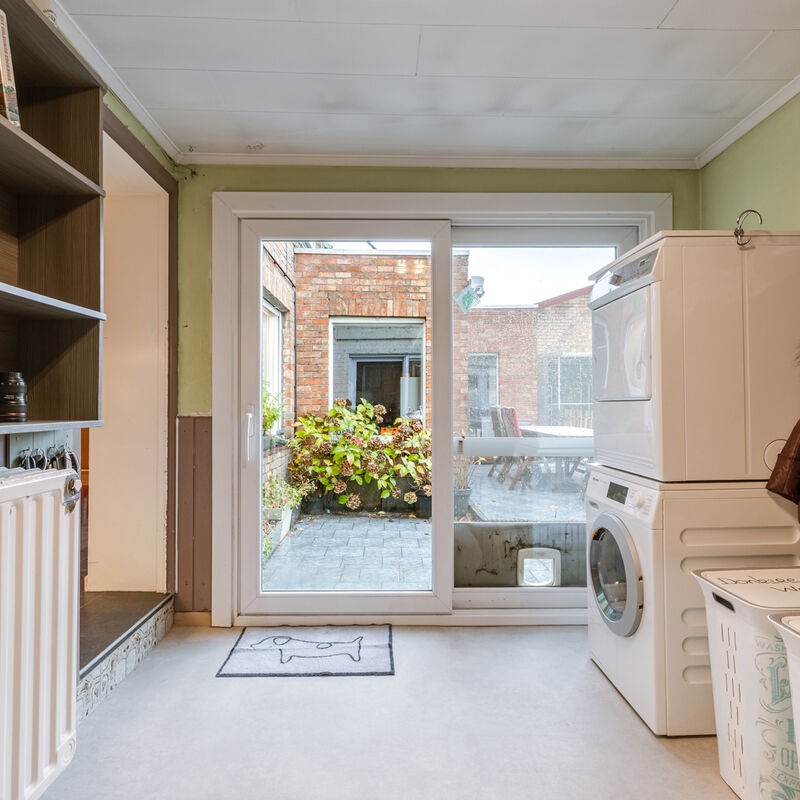 08e00051e1744fd9881de3a8b8d67d2f 2025 12 11 101907 axkw