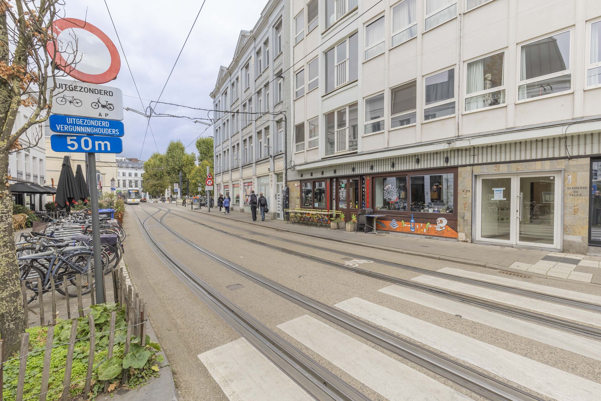 LR Gebroeders Vandeveldestraat 3 9000 Gent 002