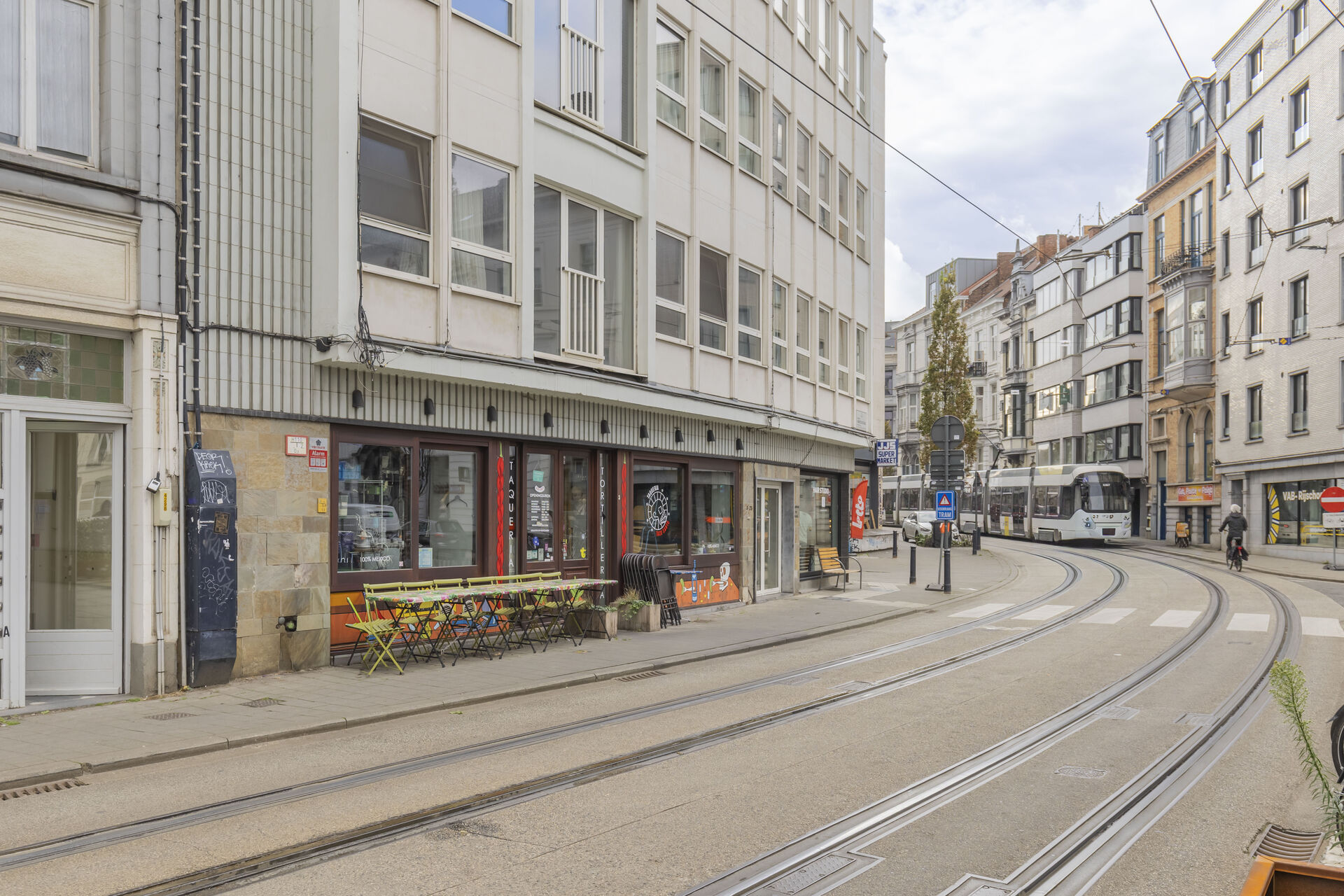 LR Gebroeders Vandeveldestraat 3 9000 Gent 003