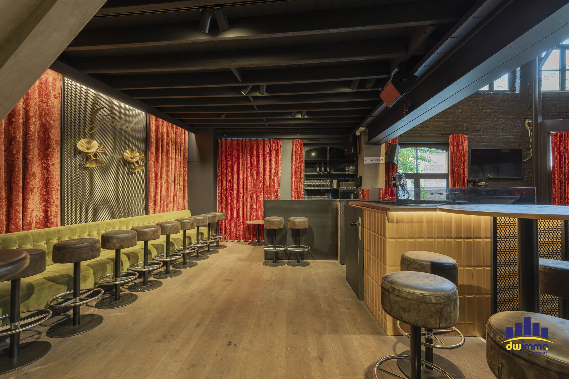 Logo Vismarkt 3 8900 Ieper 0005