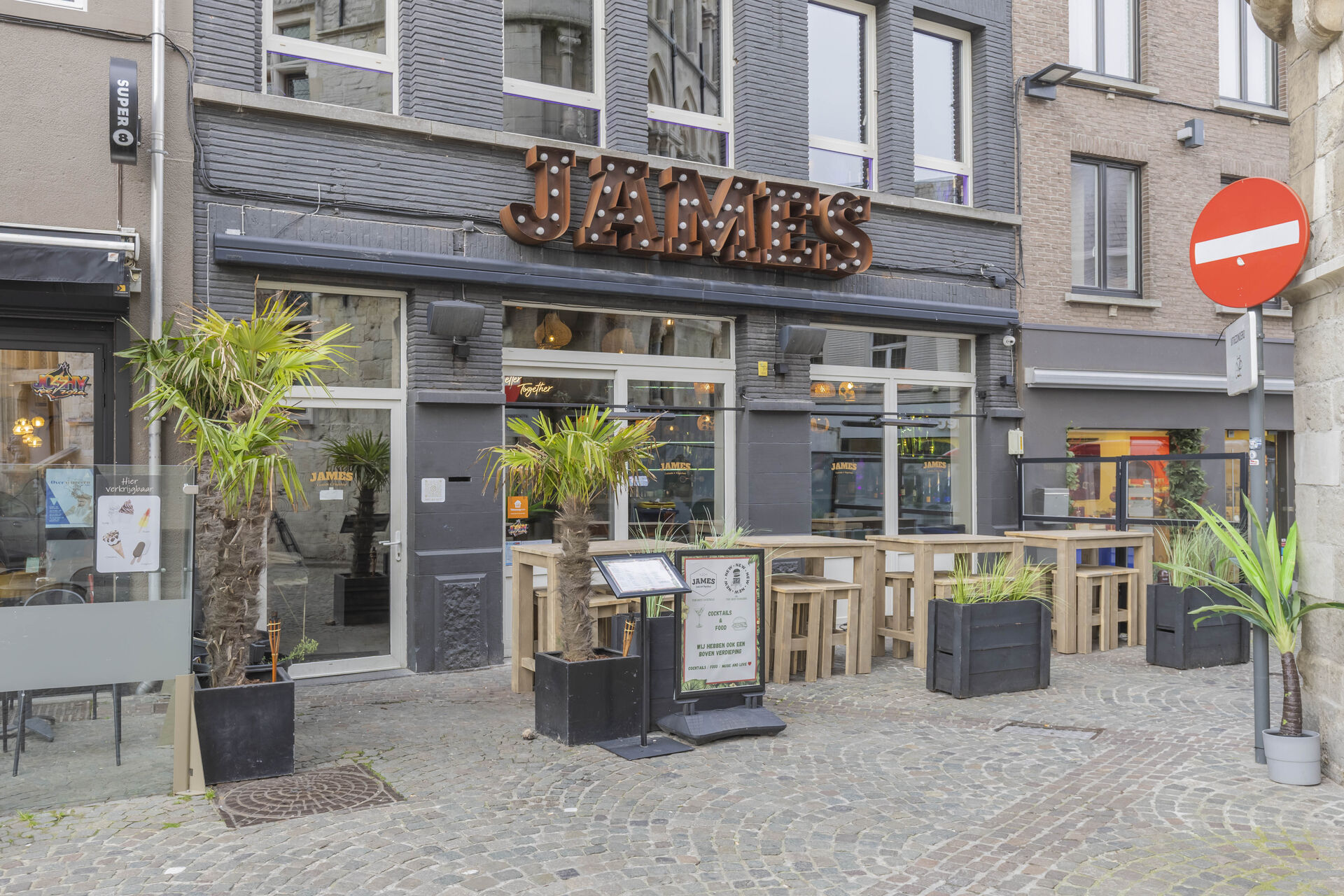 LR Grote Markt 28 9300 Aalst 019