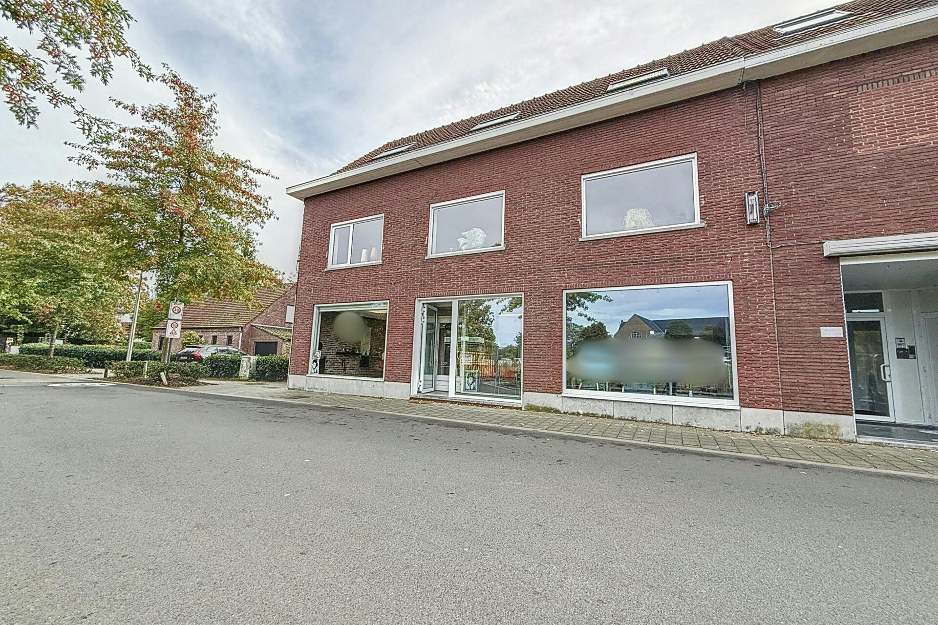 image2794910_2025-09-18-102959_aohf