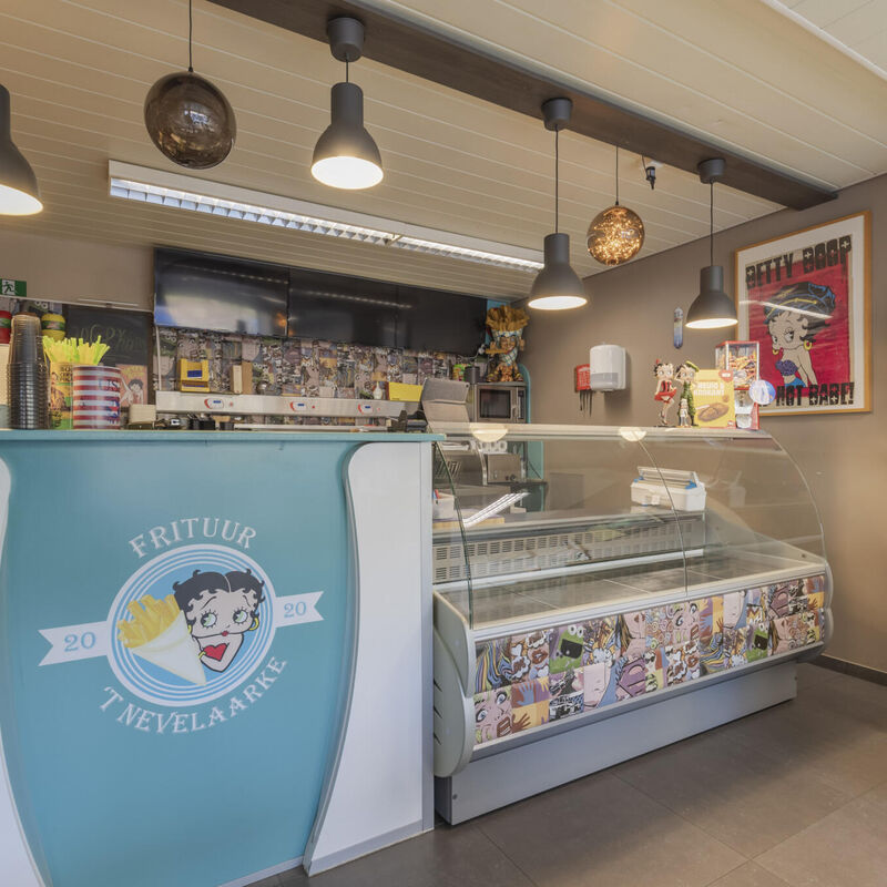 Logo - Nevelemarkt 7, 9850 Nevele-003