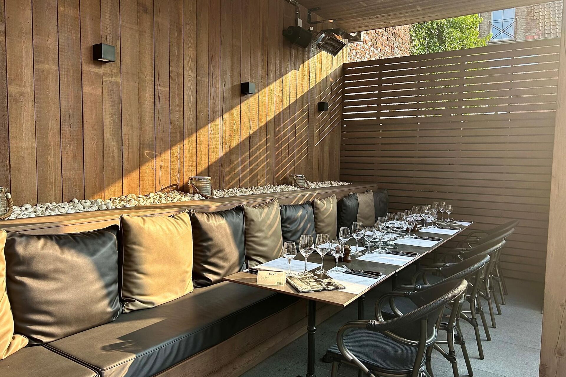 agcter1_2025-10-05-093038_izdx