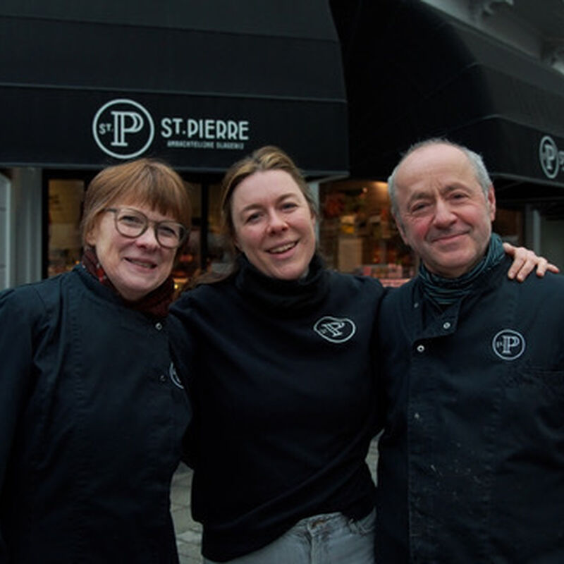 ST.-Pierre-Familie_2026-02-03-080417_puwq_2026-02-03-080719_ijmw
