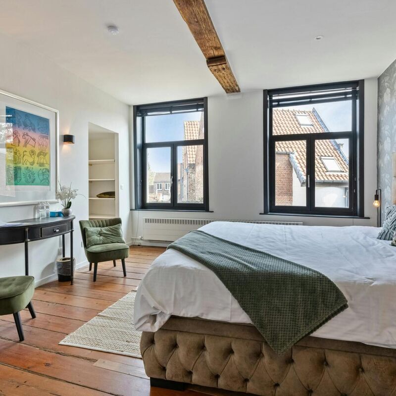 44bfa83f-7558-4d1e-9fc4-33237e3f1a02