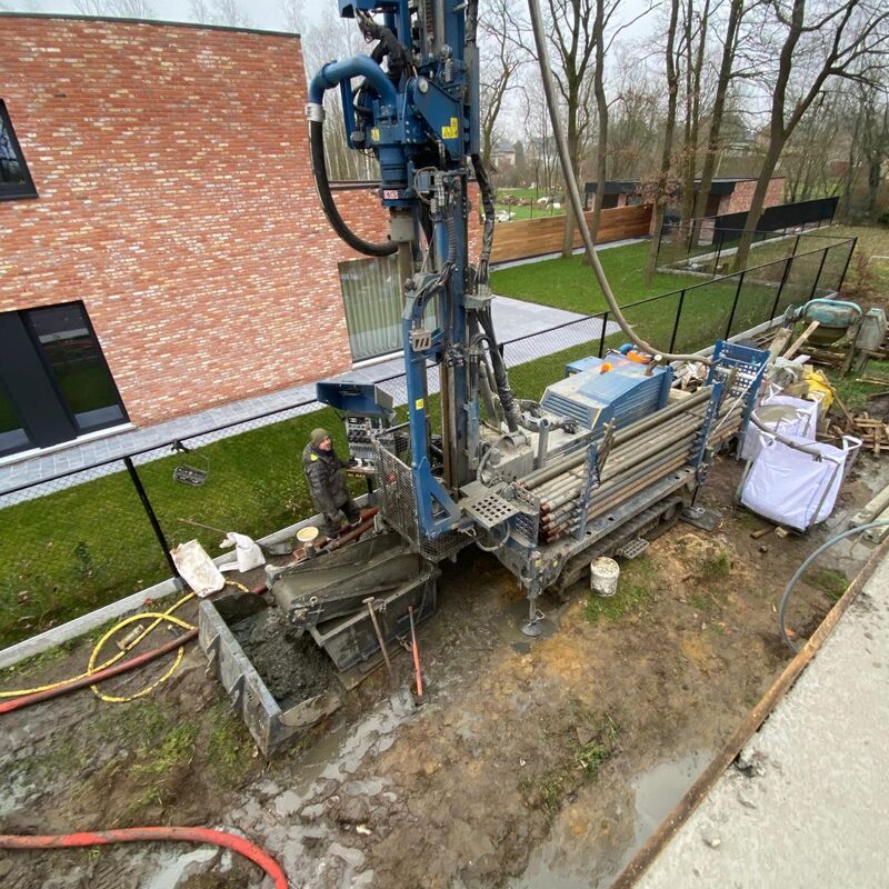 b3fd5214-6a14-4f5b-b312-b7dba9fba935