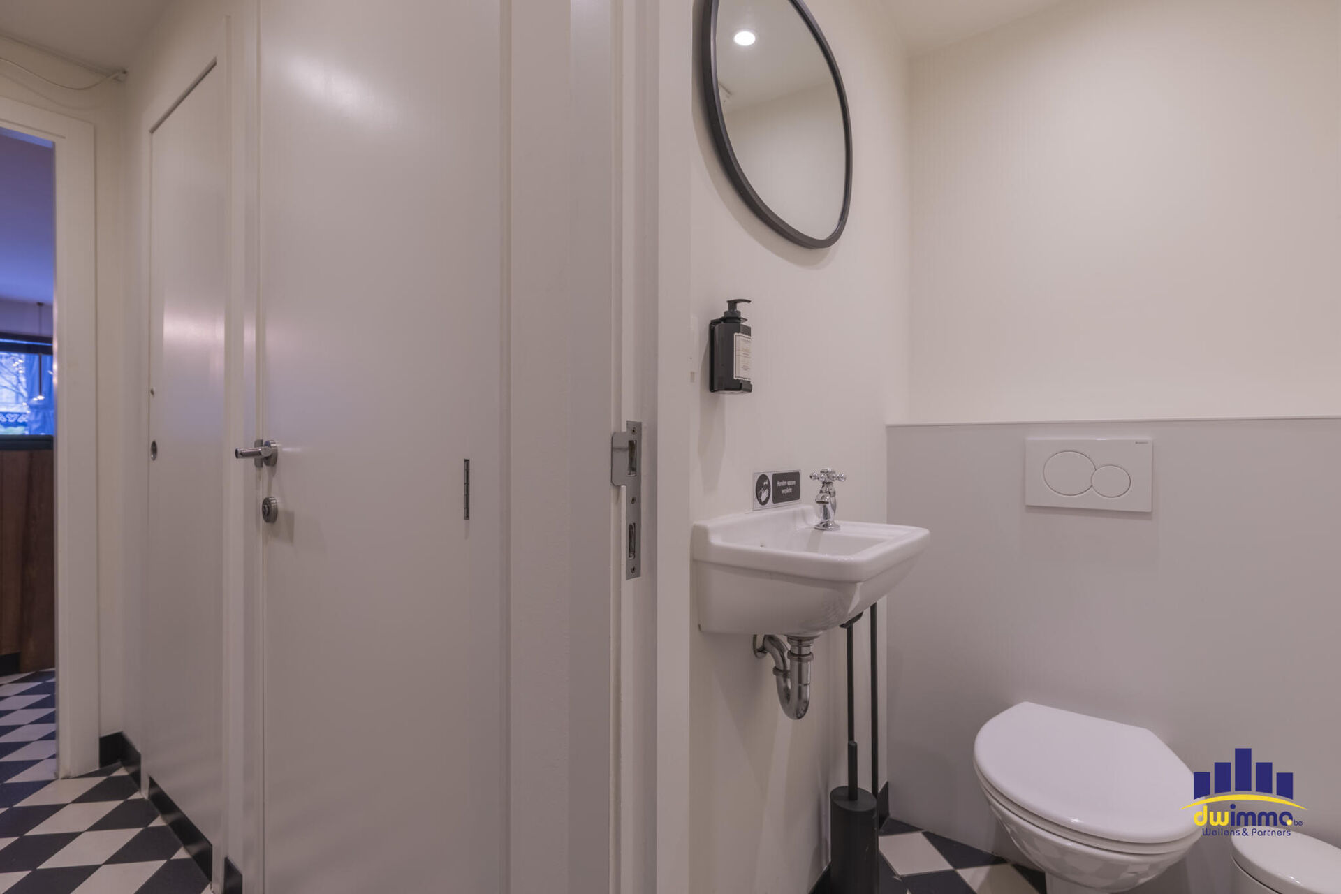 Logo - Nassaustraat 20, 2000 Antwerpen-008