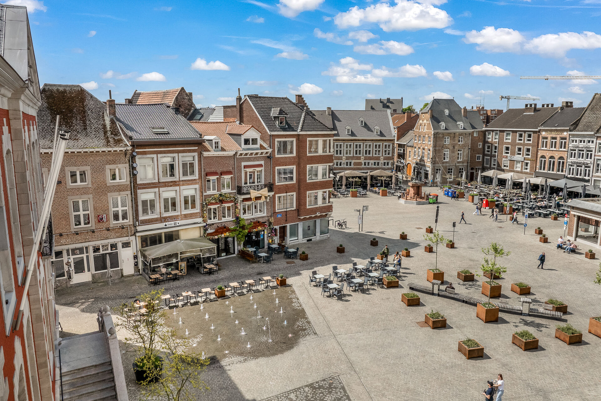 Tongeren_Stadhuisplein3+Drone+Walkly-WEB-10