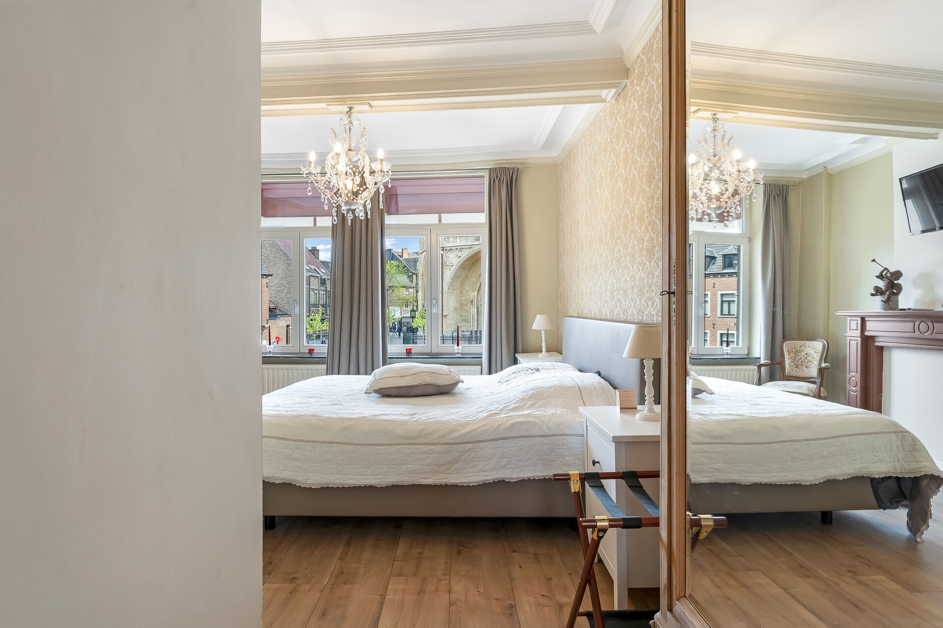 Tongeren_Stadhuisplein3+Drone+Walkly-WEB-8