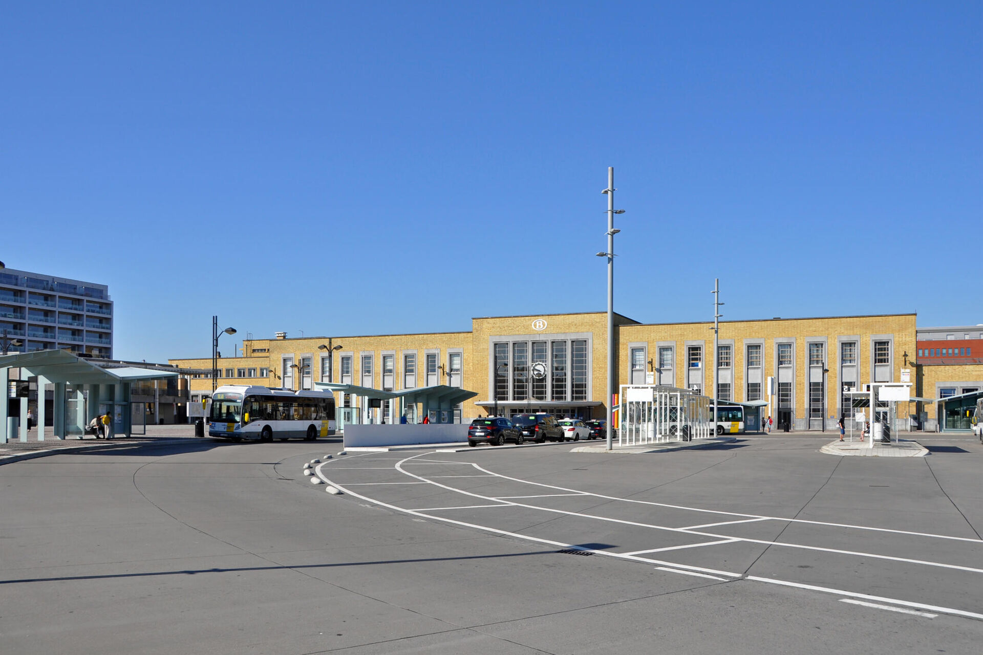 Brugge_Stationsplein_R01