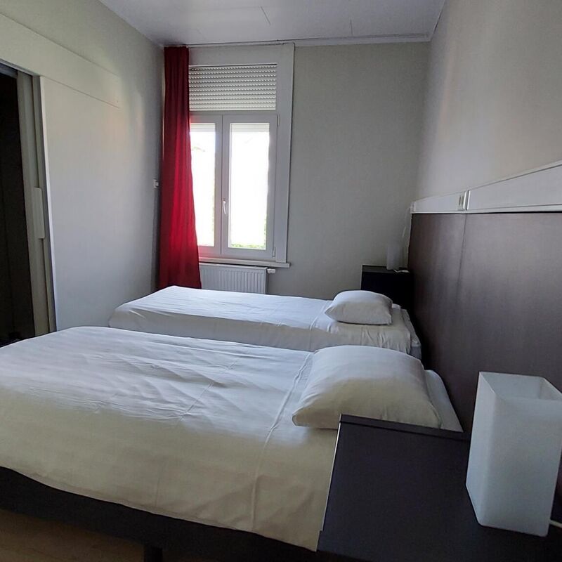 Albert 7 & 8 bedroom (7)