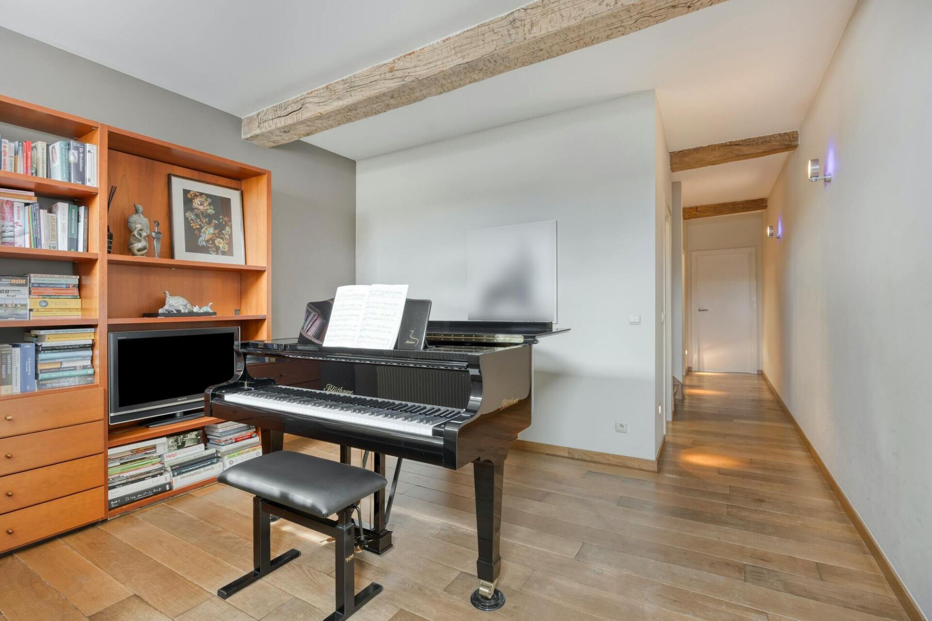 3f0c8f81-065d-46d7-ae7c-402532ec986a