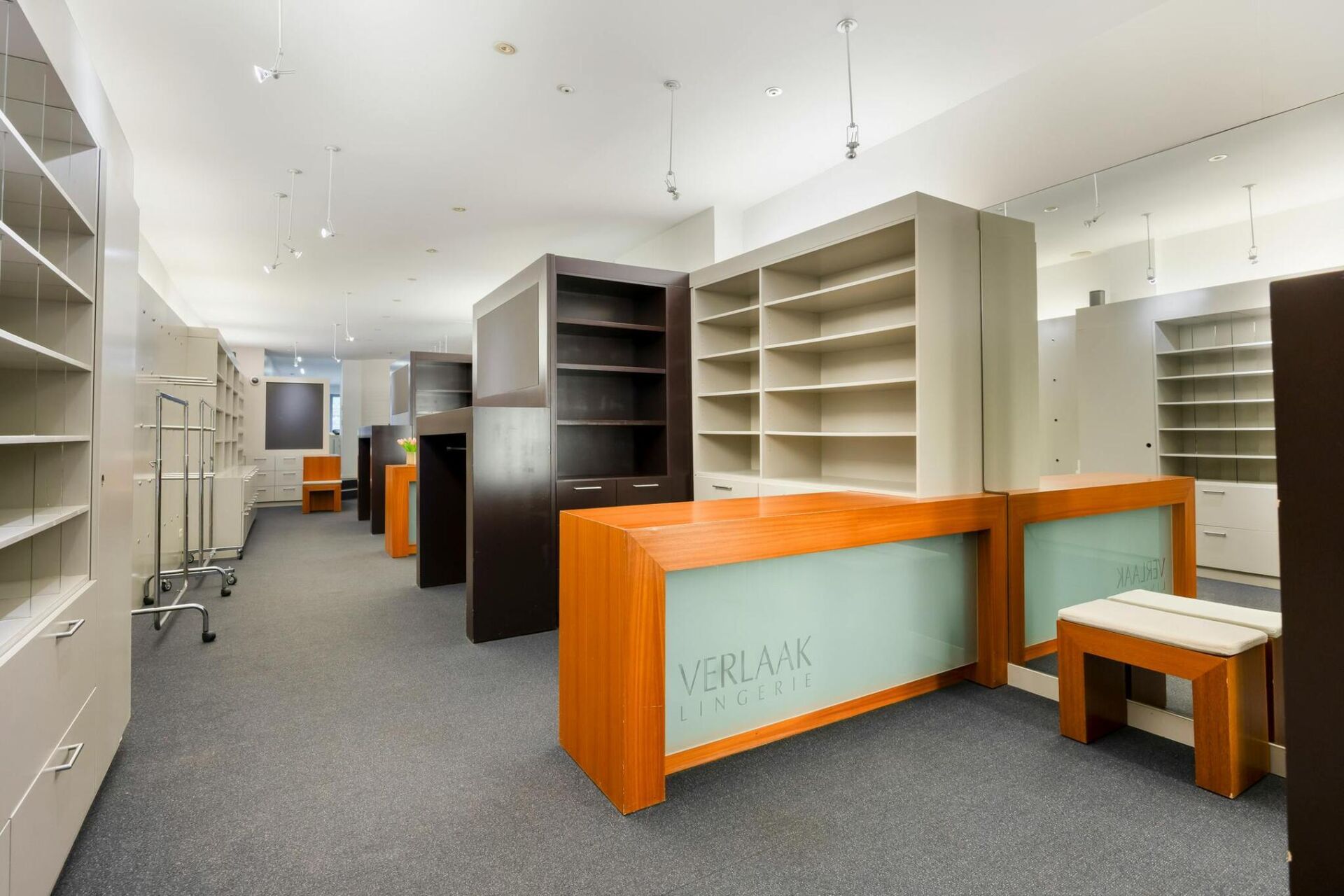 d3a49ee6-9a6b-4894-8a54-89ff6fbc39a2