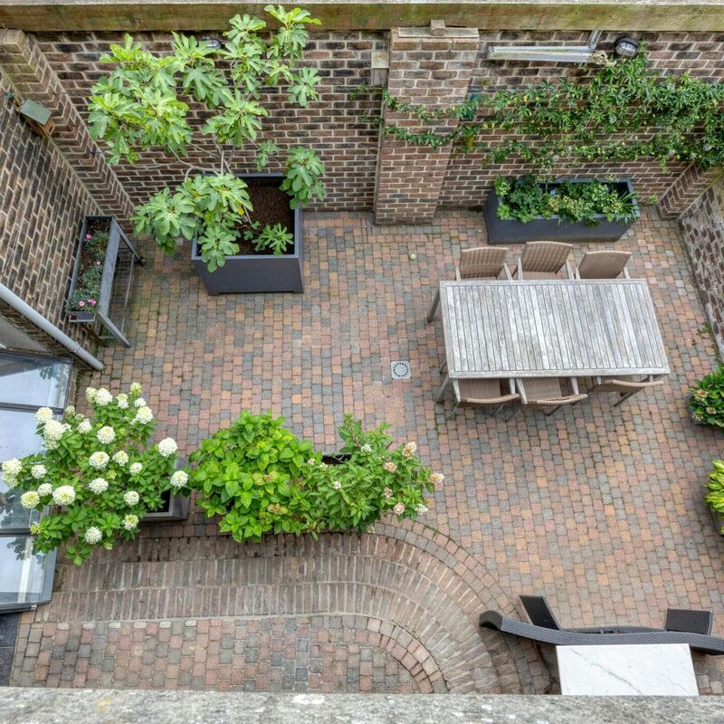 44b112ab-6dc9-45f5-b96d-9c78c1e35e90