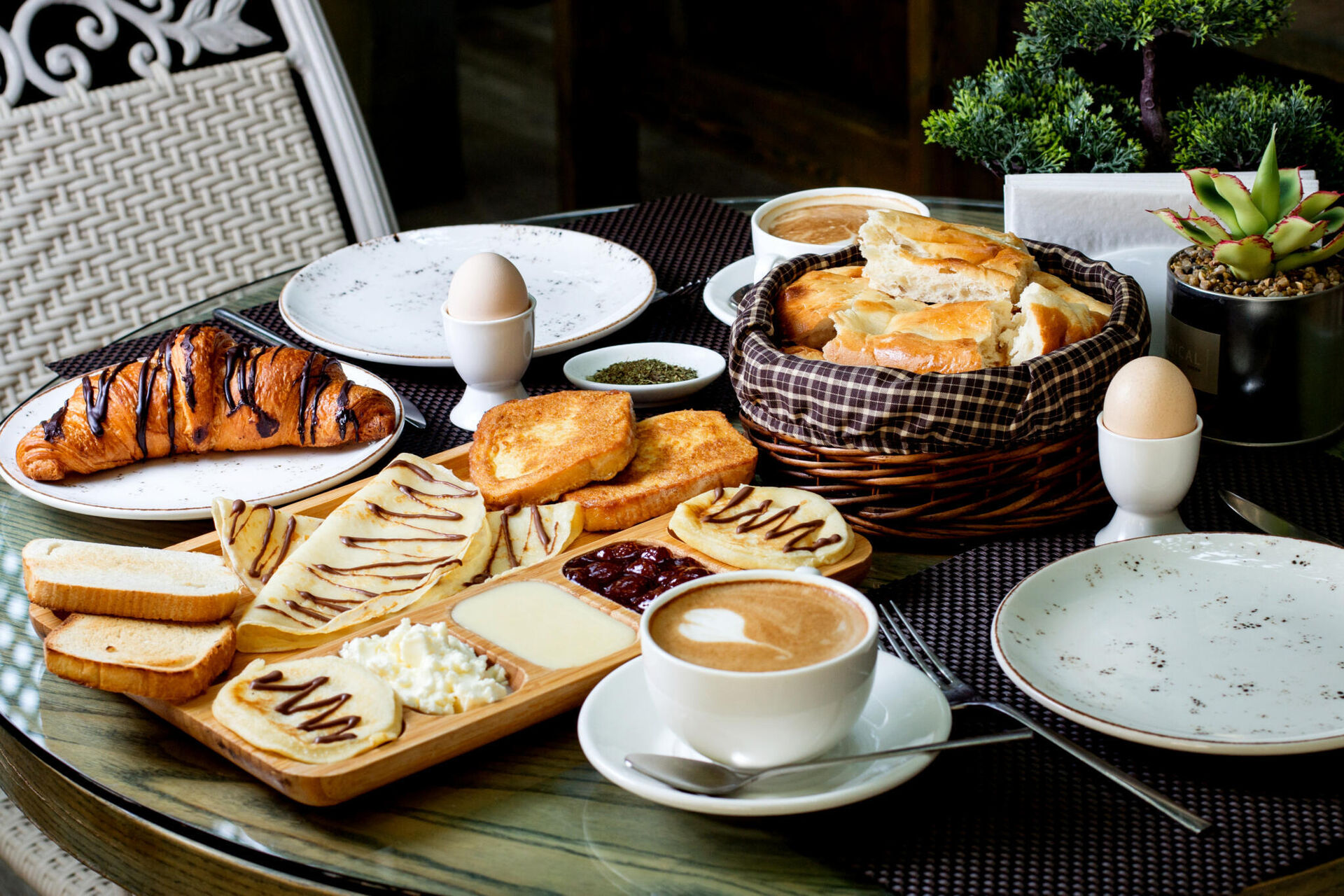cup-hot-cappuccino-chocolate-croissant-with-breakfast
