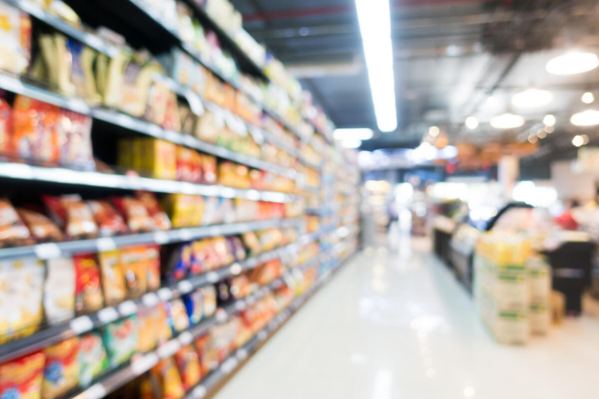 abstract-blur-supermarket-department-store