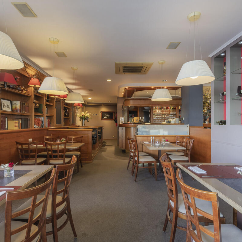 Logo - Heldenplein 19, 8301 Knokke-Heist-0004