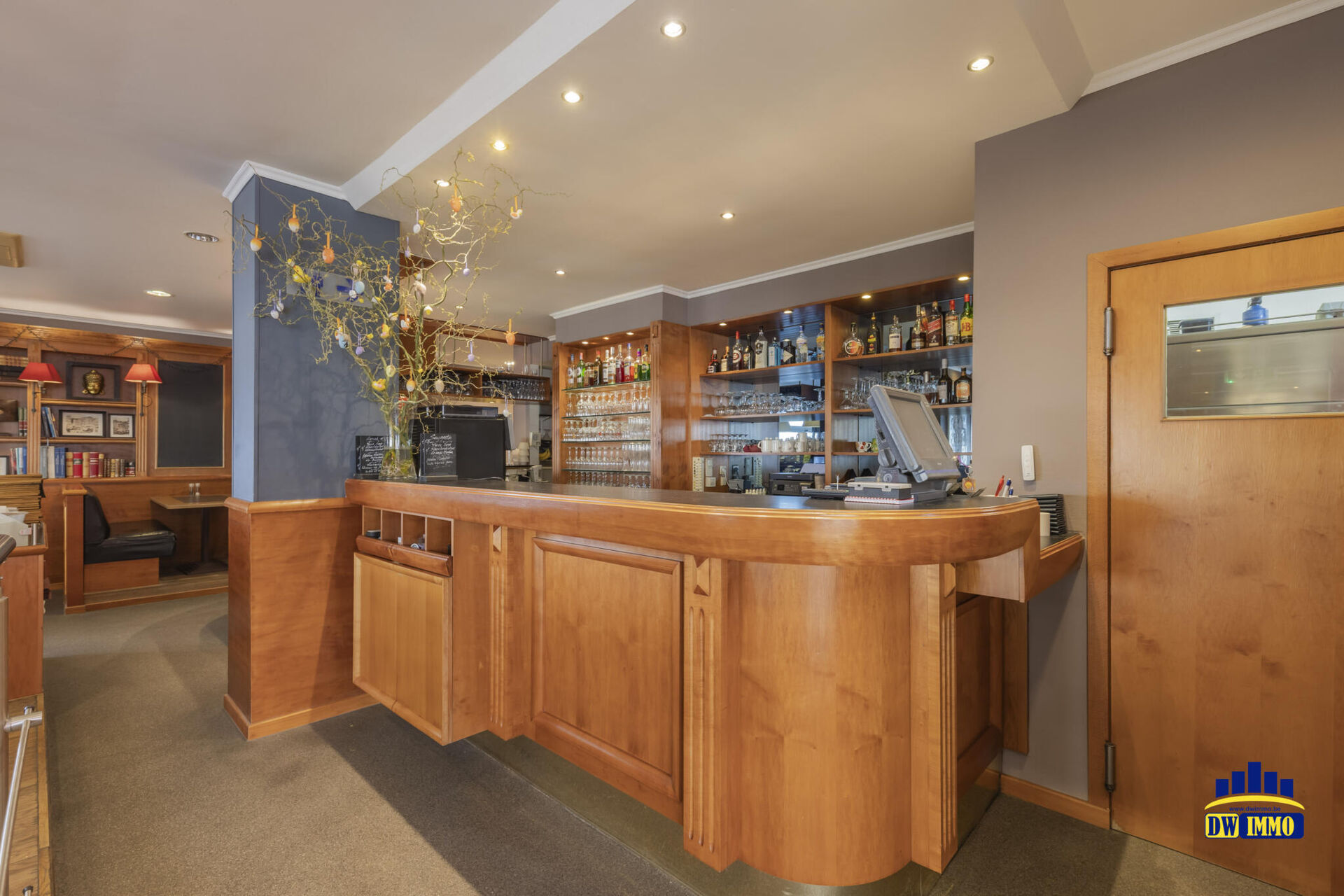 Logo - Heldenplein 19, 8301 Knokke-Heist-0011