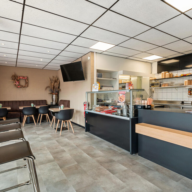 paenhuisstraat 10--3770 riemst-handelszaak-3