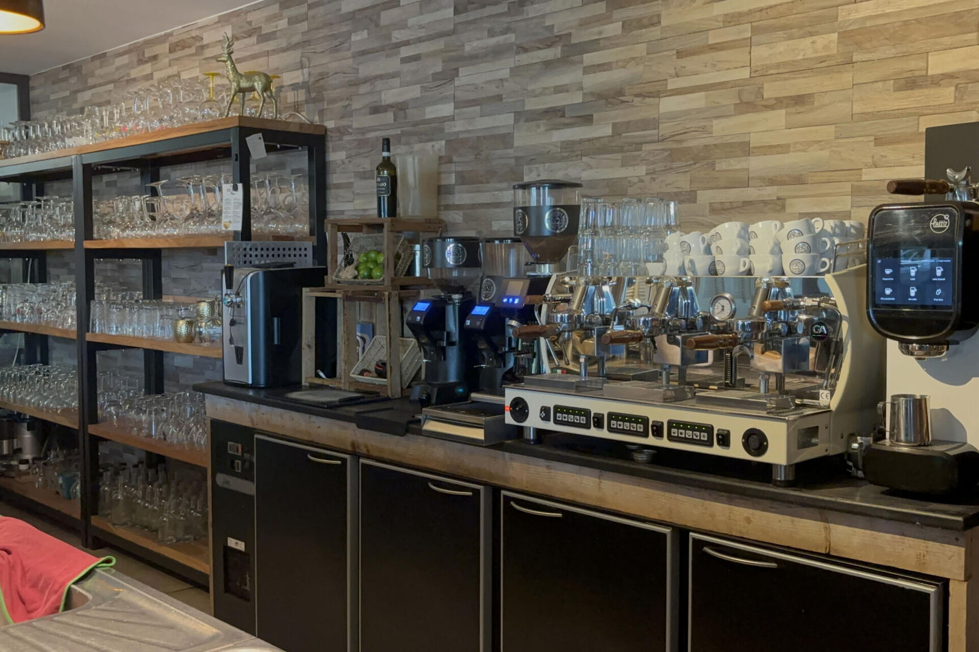 bar img (2)