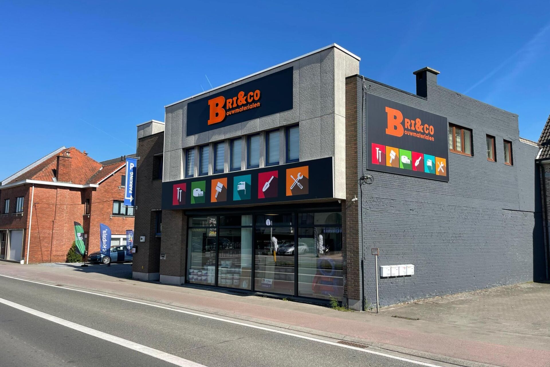BRI&CO FACADE 2