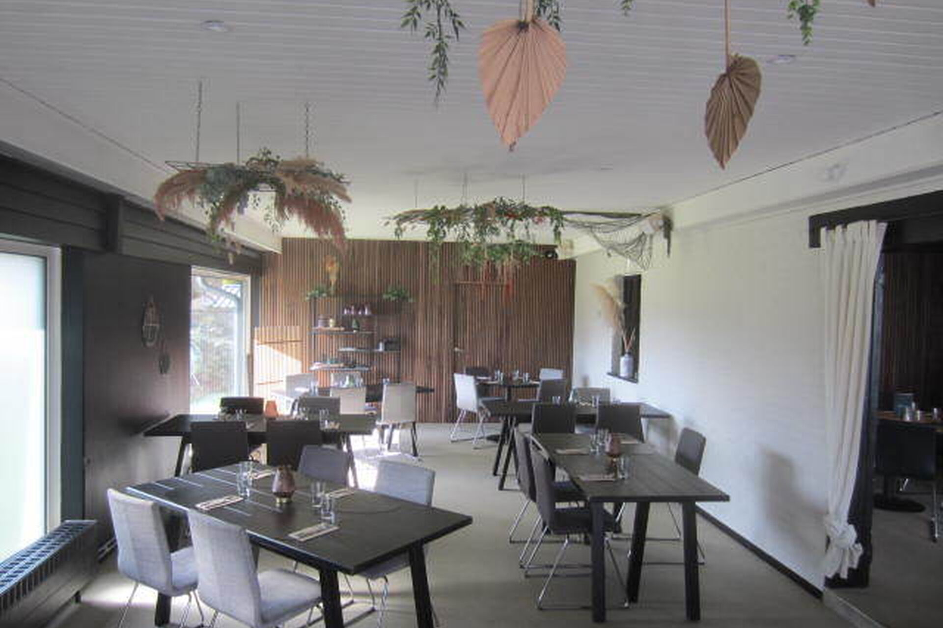 9222000702c64b9bad038efdb61368af