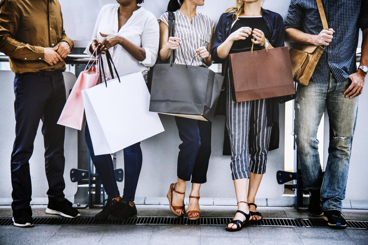 female-friends-out-shopping-together