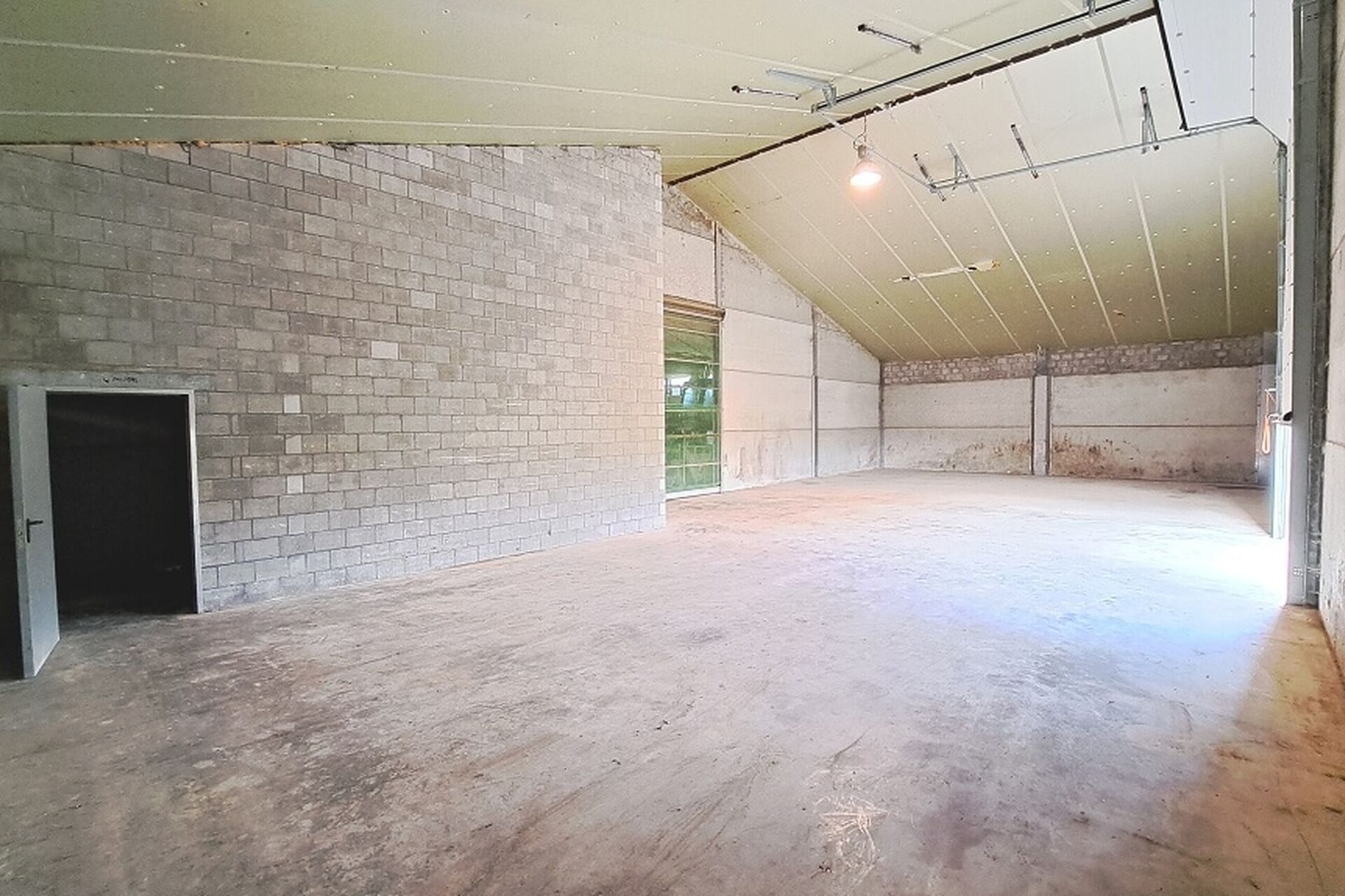 0293b4bde8960ab8154df26b5408aa28