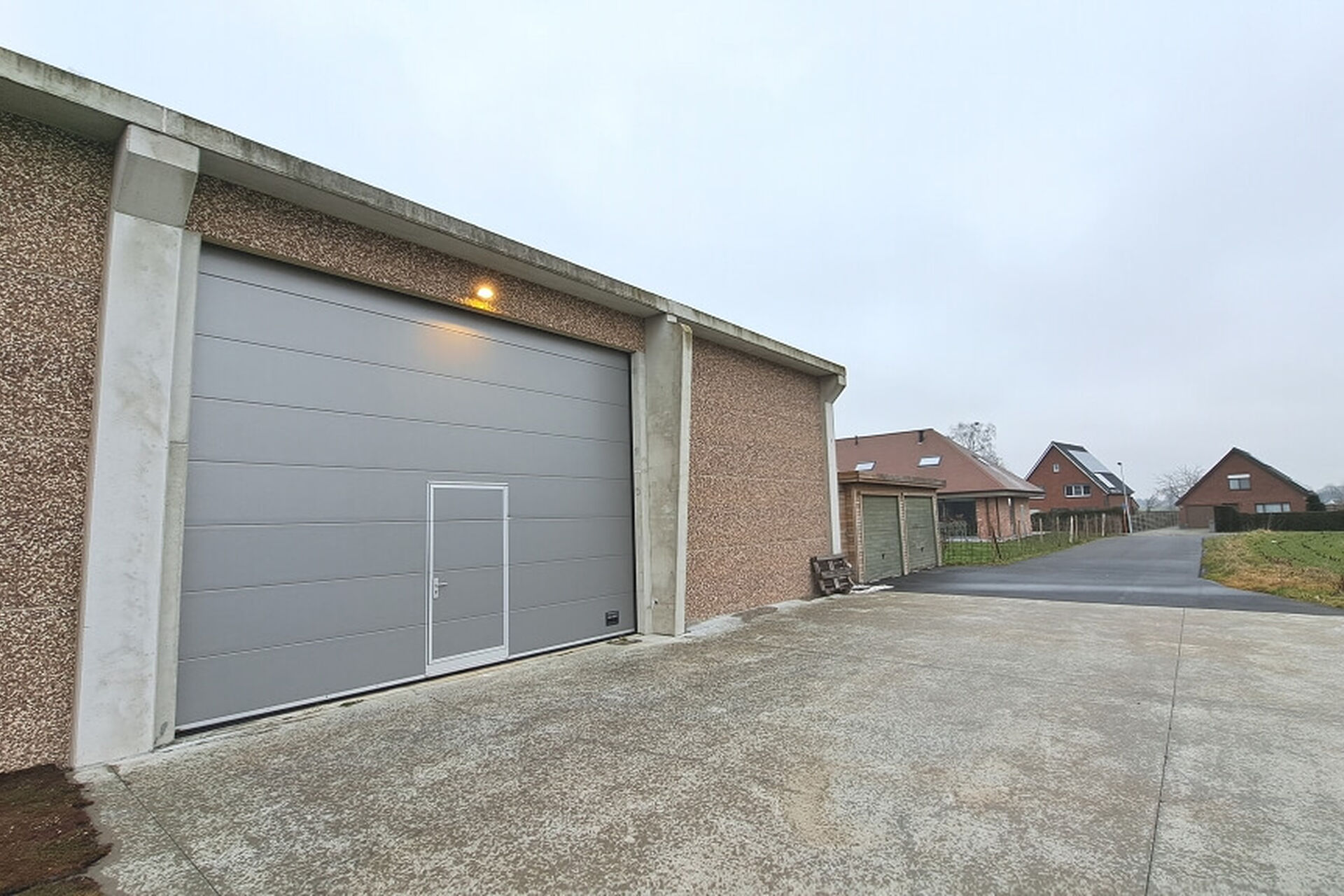 Cfd42a282139fc9819944b8986b51cf9