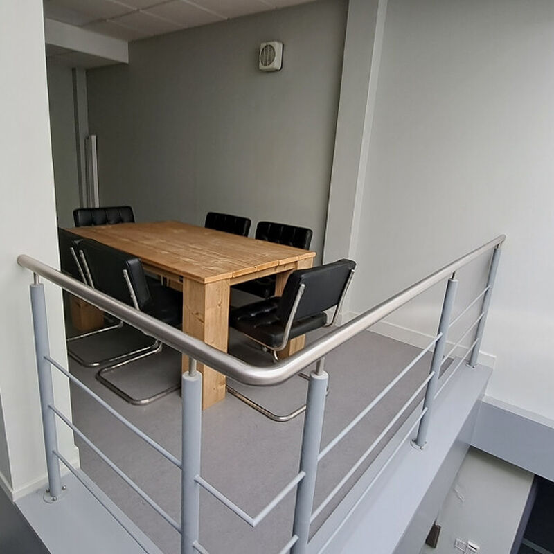 2e2158e3d634d419db30d7348a0ff181