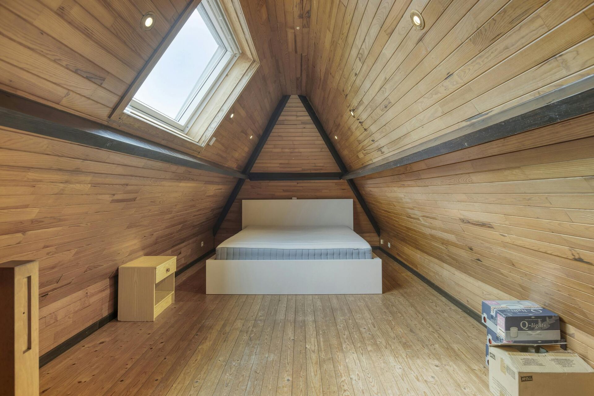 387775efd772c3c17a7954a0caa2f20b