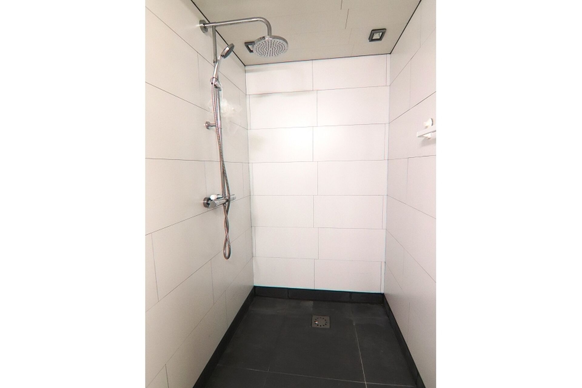 E8c2a06c3a3d265d3fd81cbee69a3584