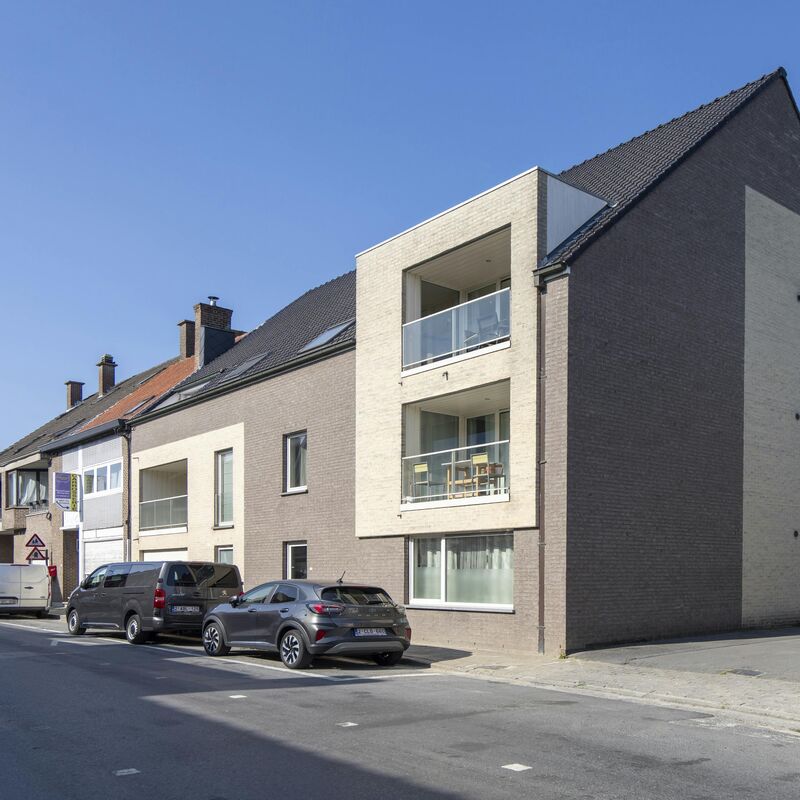 72d8a1516fa43865d60255af207c7a9b